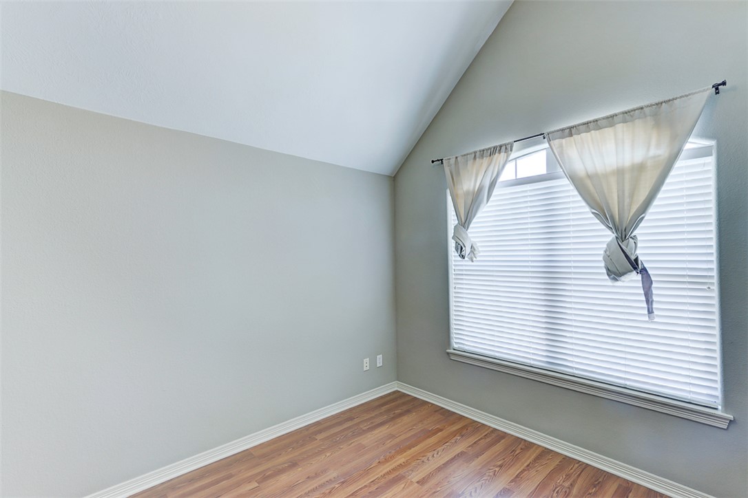 College Station, Texas 77840, United States, 2 Bedrooms Bedrooms, ,3 BathroomsBathrooms,Residential,Active,136402