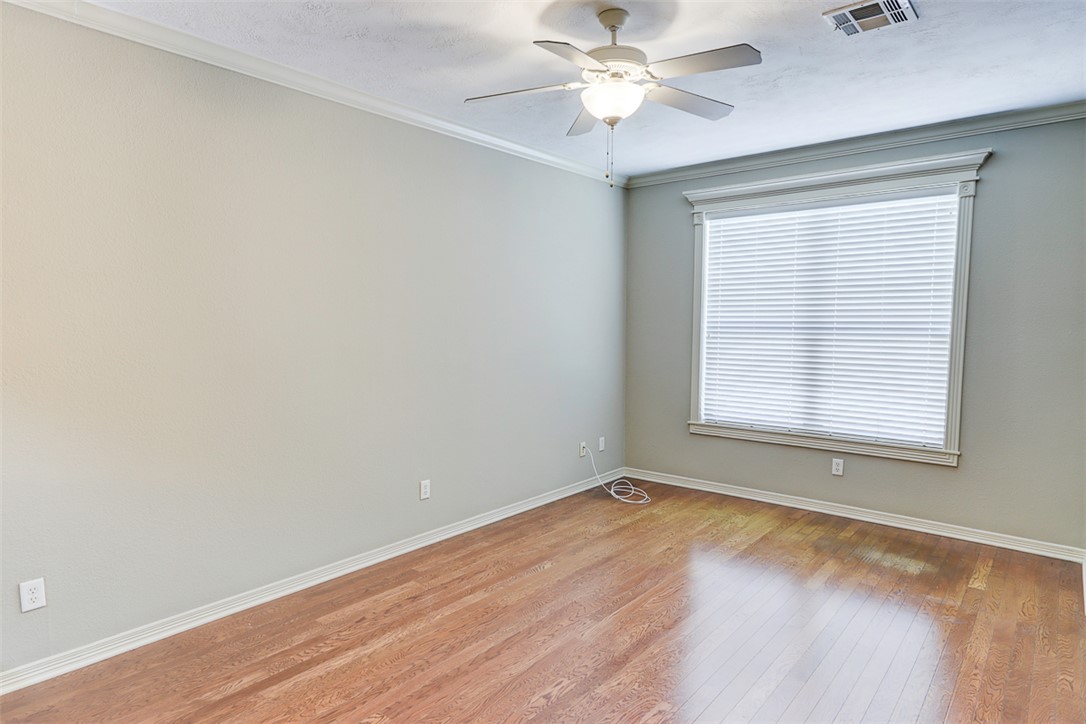 College Station, Texas 77840, United States, 2 Bedrooms Bedrooms, ,3 BathroomsBathrooms,Residential,Active,136402