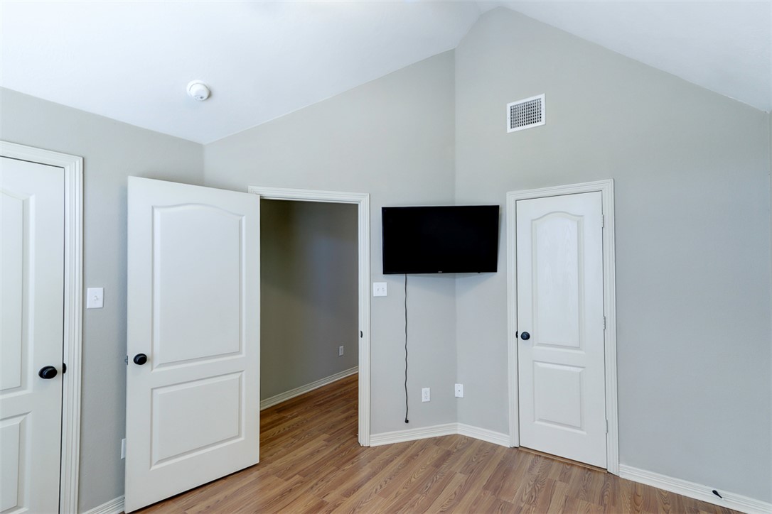 College Station, Texas 77840, United States, 2 Bedrooms Bedrooms, ,3 BathroomsBathrooms,Residential,Active,136402