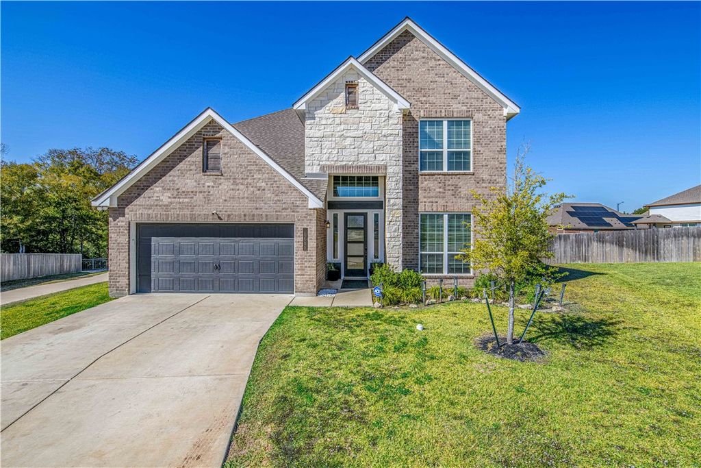 Photo of 10600 Scarlet Peak Court, Bryan, TX 77845 (MLS # 25011488)