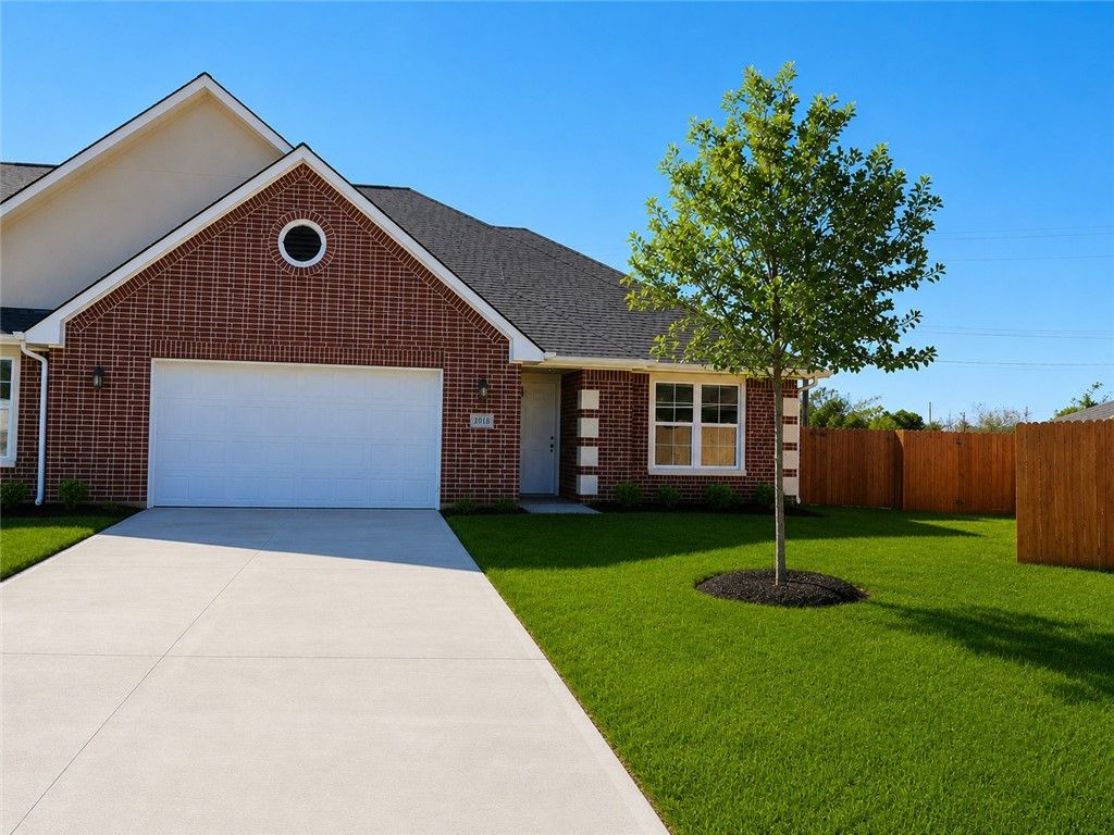 Photo of 2010 Reagan Court, Bryan, TX 77802 (MLS # 26006293)