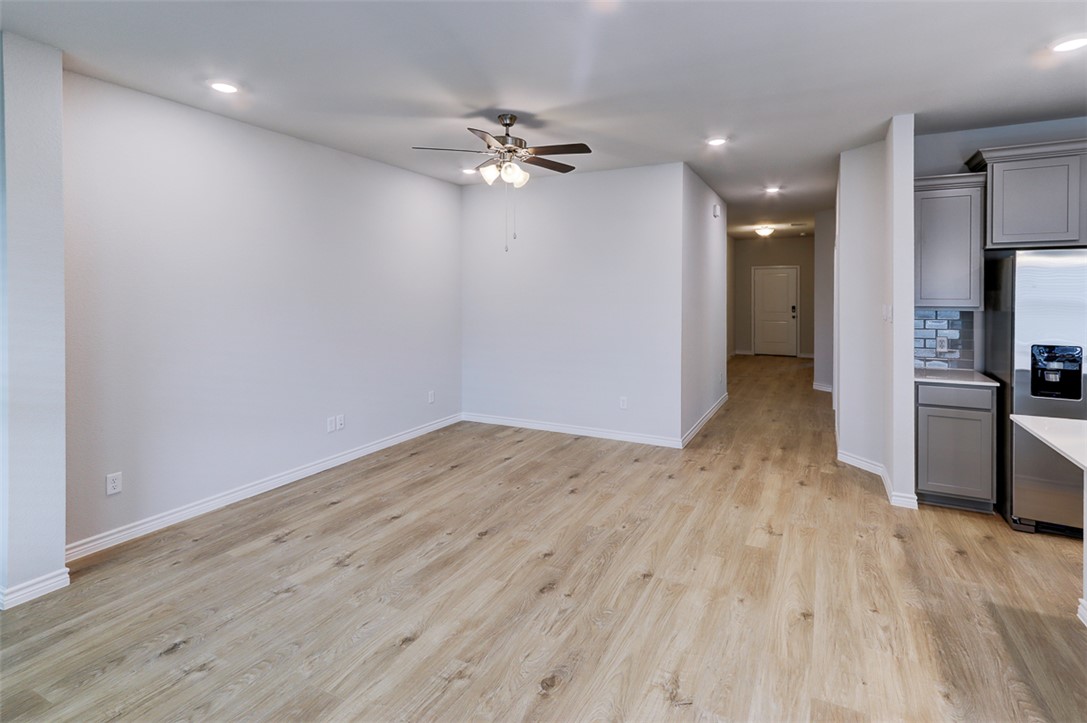 College Station, Texas 77845, United States, 4 Bedrooms Bedrooms, ,3 BathroomsBathrooms,Residential,Active,193029