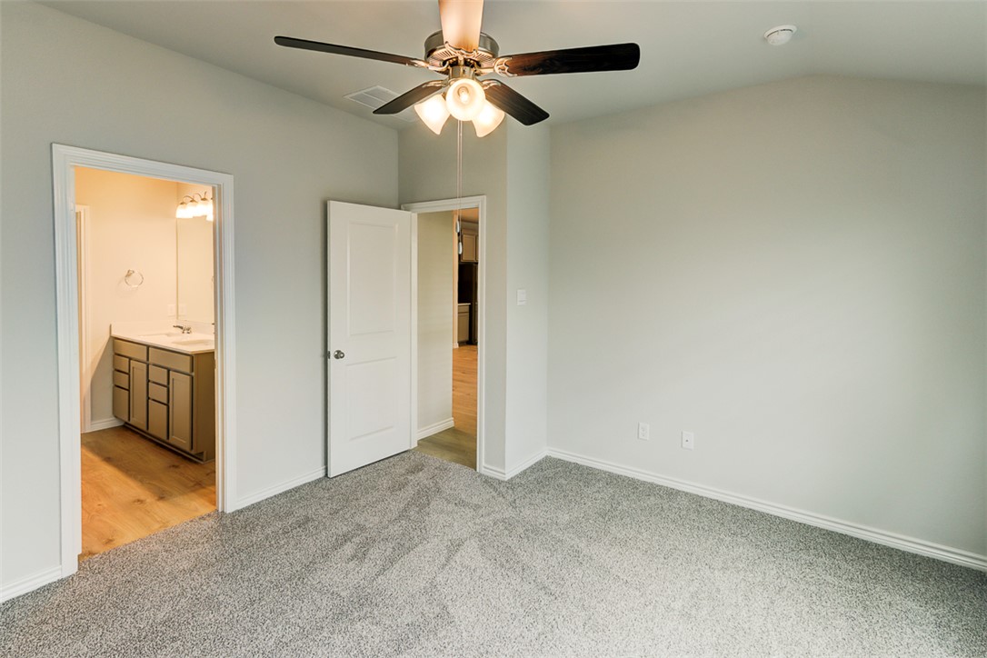 College Station, Texas 77845, United States, 4 Bedrooms Bedrooms, ,3 BathroomsBathrooms,Residential,Active,193029