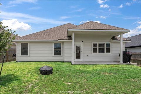 Tiny photo for 3164 Brady Court, Bryan, TX 77808 (MLS # 26006595)