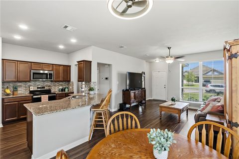 Tiny photo for 2043 Brisbane Way, Bryan, TX 77807 (MLS # 26004382)