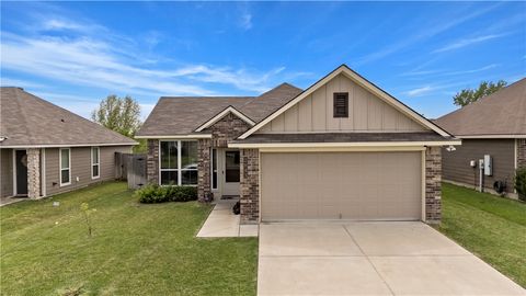 Tiny photo for 2043 Brisbane Way, Bryan, TX 77807 (MLS # 26004382)