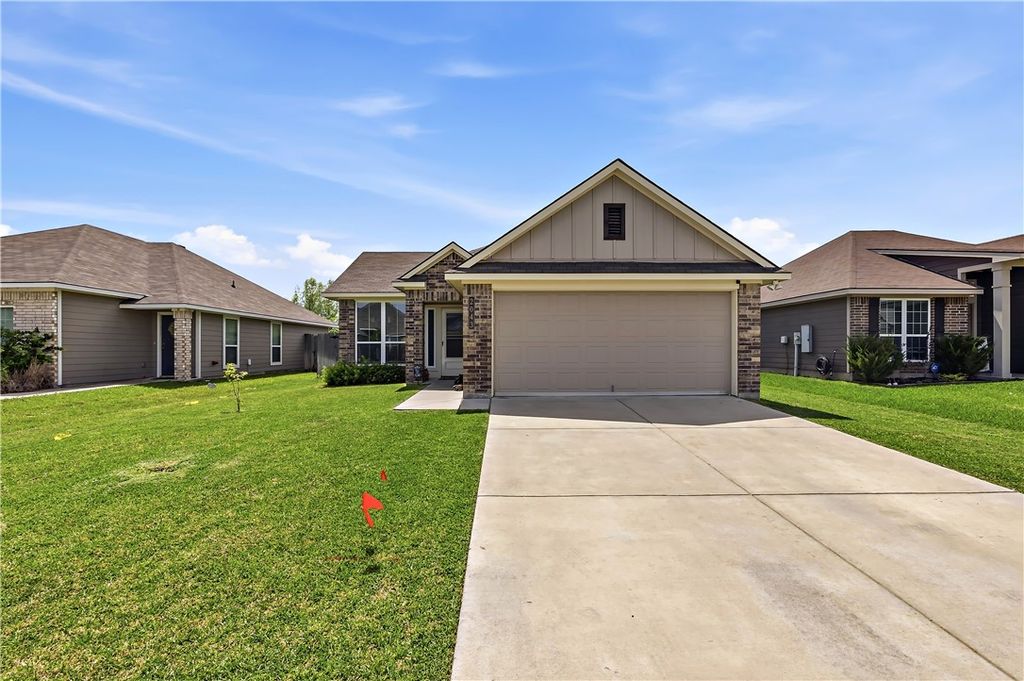 Photo of 2043 Brisbane Way, Bryan, TX 77807 (MLS # 26004382)