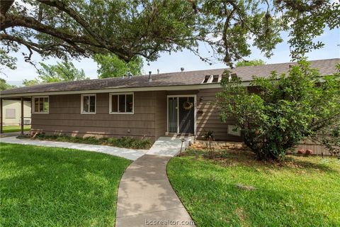 Tiny photo for 800 Park Place, College Station, TX 77840 (MLS # 26005264)