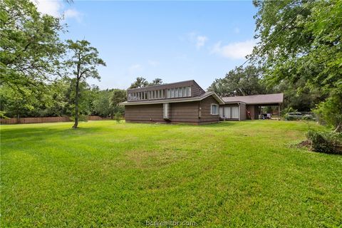 Tiny photo for 800 Park Place, College Station, TX 77840 (MLS # 26005264)