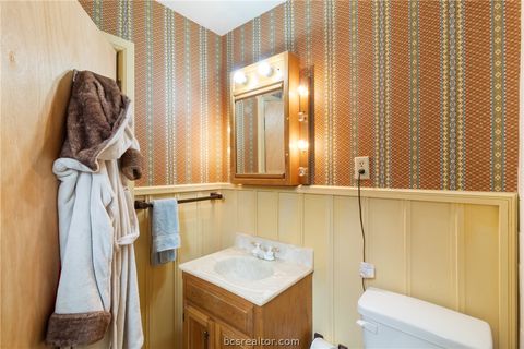 Tiny photo for 800 Park Place, College Station, TX 77840 (MLS # 26005264)