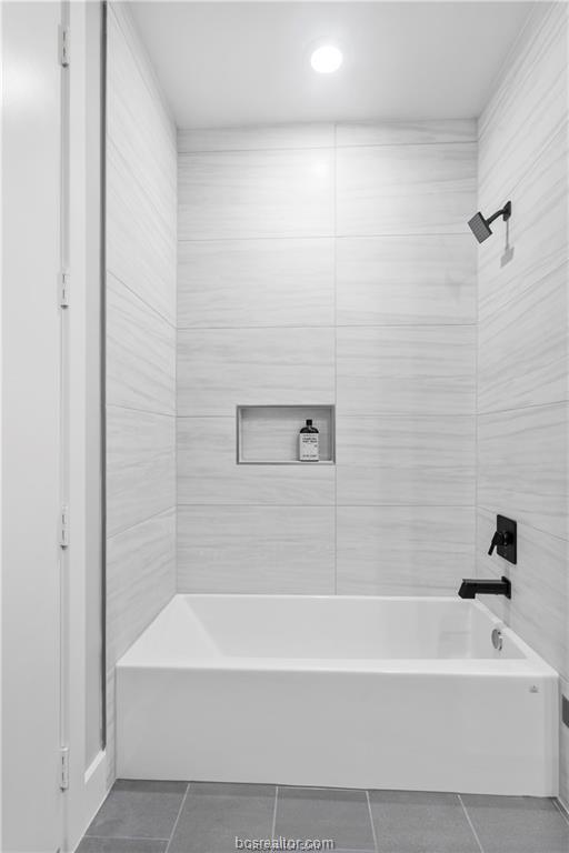 College Station, Texas 77840, United States, 4 Bedrooms Bedrooms, ,5 BathroomsBathrooms,Residential,Active,223211