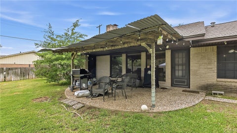 Tiny photo for 3901 Oak Bend Drive, Bryan, TX 77802 (MLS # 26009146)