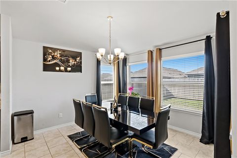 Tiny photo for 2009 Chief Street, Bryan, TX 77807 (MLS # 26003510)