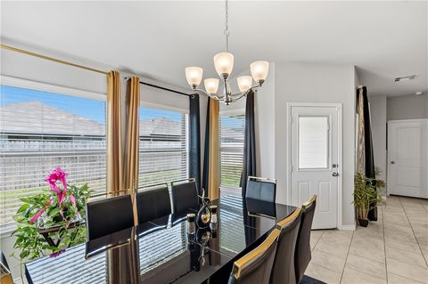 Tiny photo for 2009 Chief Street, Bryan, TX 77807 (MLS # 26003510)