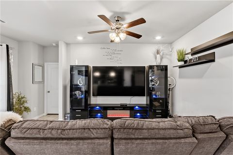 Tiny photo for 2009 Chief Street, Bryan, TX 77807 (MLS # 26003510)