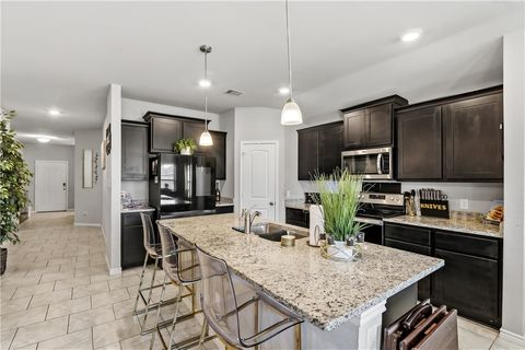 Tiny photo for 2009 Chief Street, Bryan, TX 77807 (MLS # 26003510)