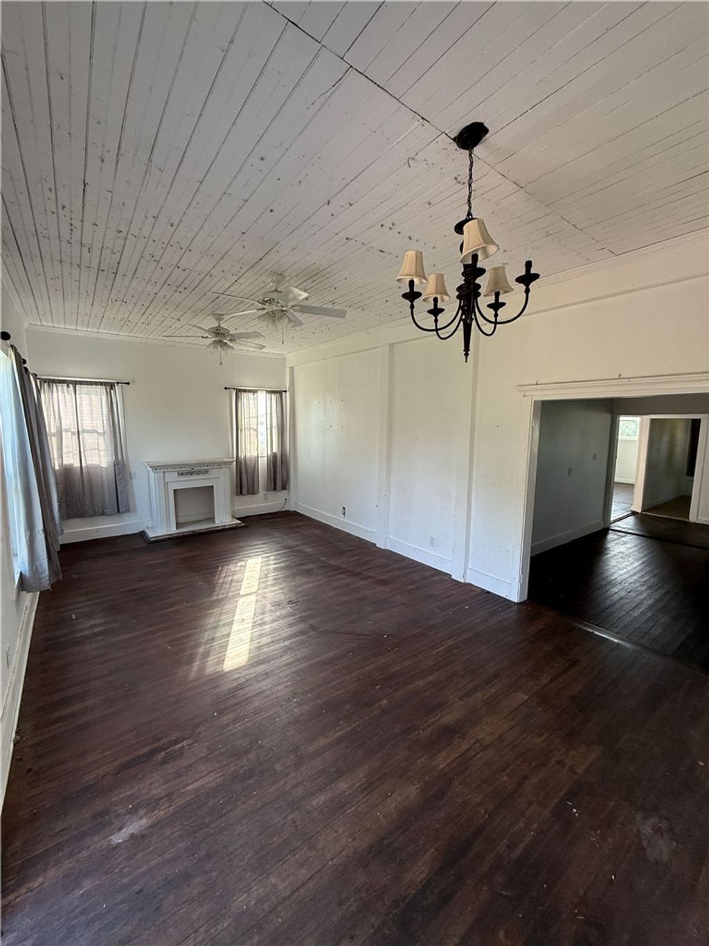 Photo of 507 E Logan Street, Calvert, TX 77837 (MLS # 26004236)