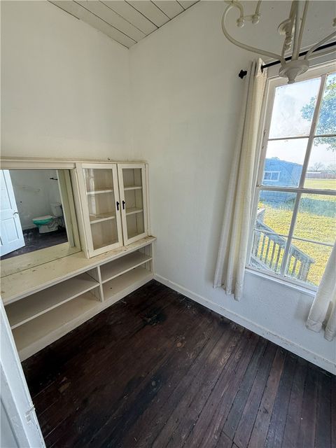 Tiny photo for 507 E Logan Street, Calvert, TX 77837 (MLS # 26004236)