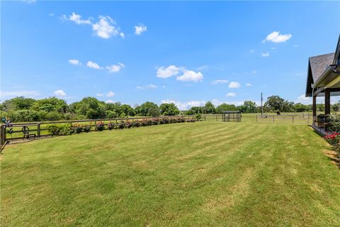 Tiny photo for 9163 N Fm 46, Franklin, TX 77856 (MLS # 26006035)