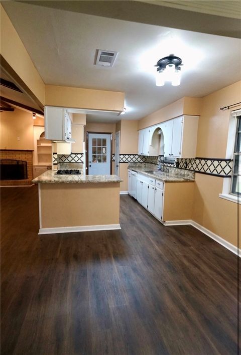 Tiny photo for 405 Rose Marie Boulevard, Hearne, TX 77859 (MLS # 26005327)