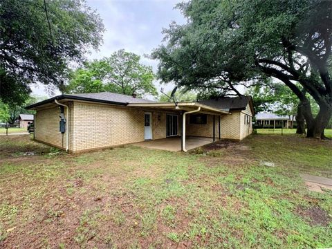 Tiny photo for 405 Rose Marie Boulevard, Hearne, TX 77859 (MLS # 26005327)