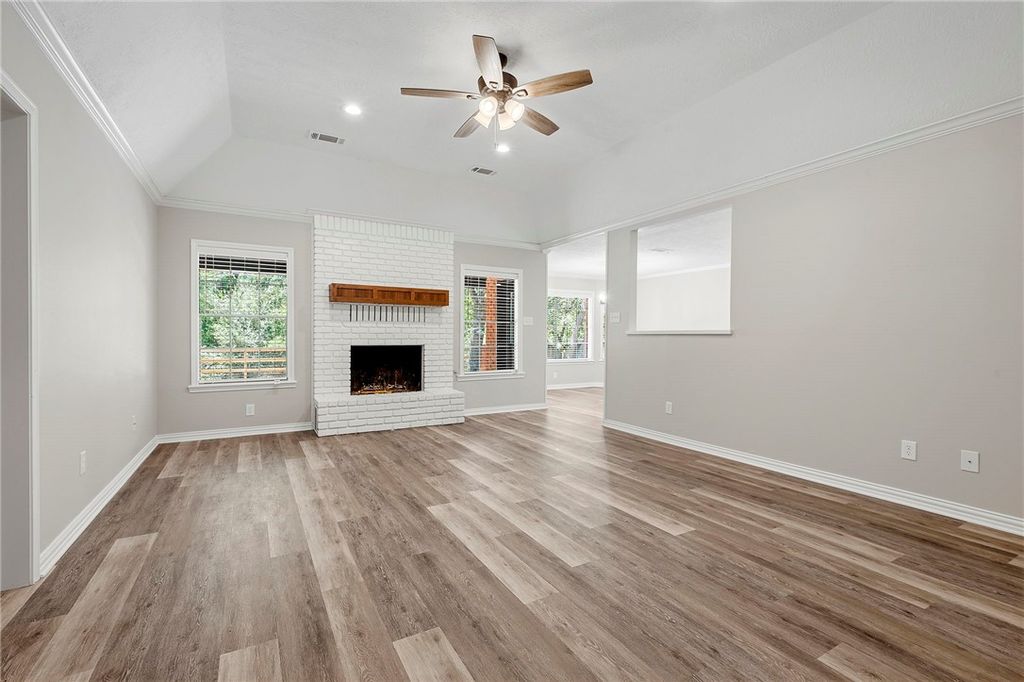 Photo of 5505 Somerford Lane, Bryan, TX 77802 (MLS # 26006157)