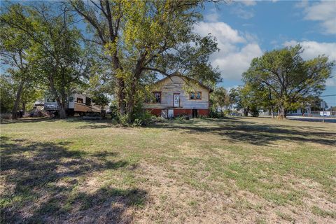 Tiny photo for 201 S Porter Street, Caldwell, TX 77836 (MLS # 25010384)