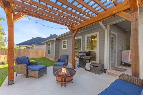 Tiny photo for 2016 Dumfries Drive, Bryan, TX 77807 (MLS # 25010909)