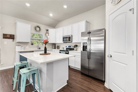 Tiny photo for 2016 Dumfries Drive, Bryan, TX 77807 (MLS # 25010909)