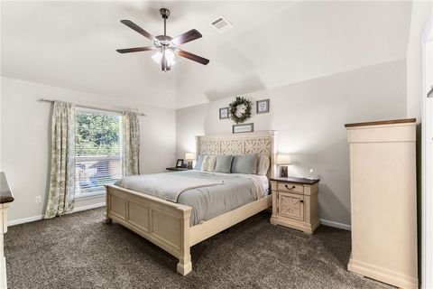 Tiny photo for 2016 Dumfries Drive, Bryan, TX 77807 (MLS # 25010909)