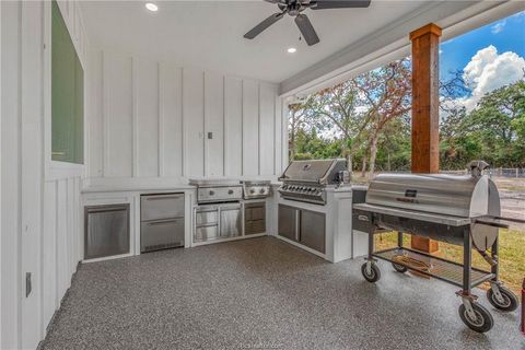 Tiny photo for Lo0 21 High Meadopw Trail, Franklin, TX 77856 (MLS # 26002280)