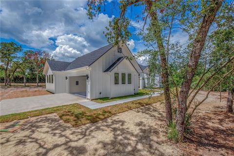 Tiny photo for Lo0 21 High Meadopw Trail, Franklin, TX 77856 (MLS # 26002280)