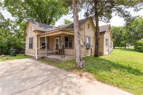 Tiny photo for 905 N Parker Avenue, Bryan, TX 77803 (MLS # 26007187)