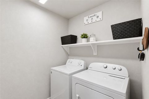 Tiny photo for 2725 Porters Way, Bryan, TX 77803 (MLS # 26005489)