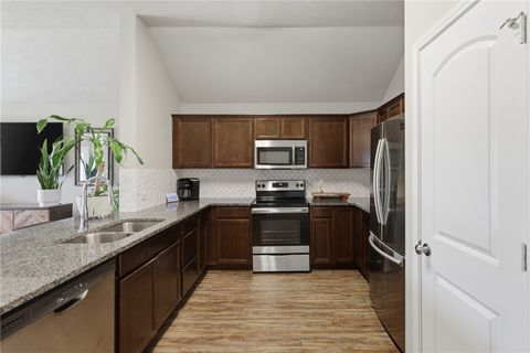 Tiny photo for 2725 Porters Way, Bryan, TX 77803 (MLS # 26005489)