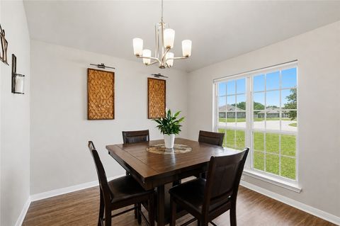 Tiny photo for 2725 Porters Way, Bryan, TX 77803 (MLS # 26005489)