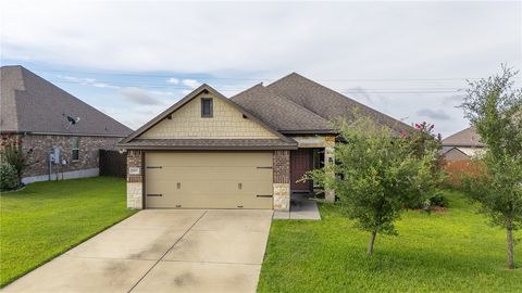 Tiny photo for 7403 Masters Drive, Navasota, TX 77868 (MLS # 26008973)