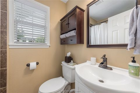 Tiny photo for 112 Rebecca Street, Bryan, TX 77801 (MLS # 26004173)