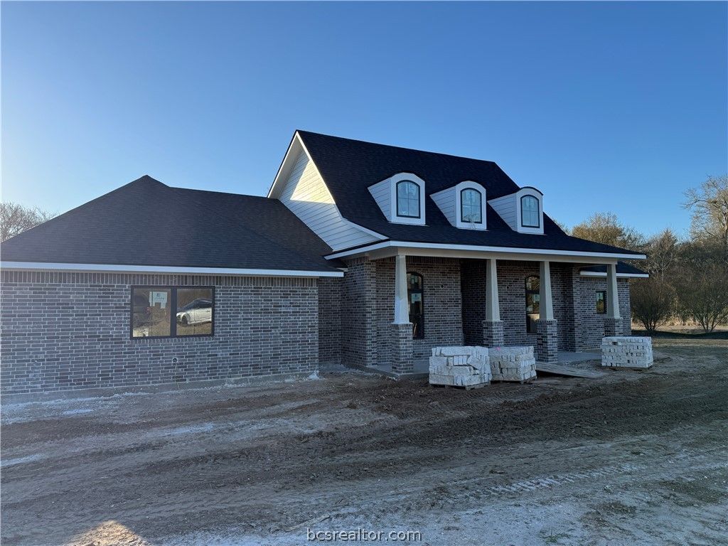 Photo of 5000 Paulo Court, Bryan, TX 77808 (MLS # 26001593)