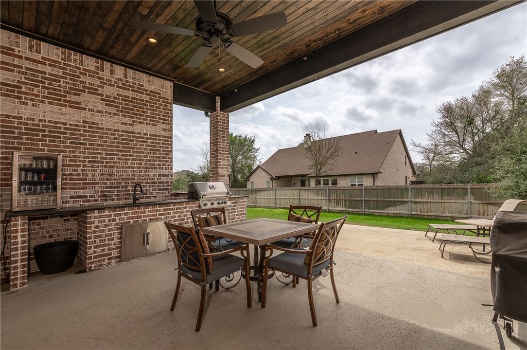 Photo of 2047 Pebble Bend Drive, College Station, TX 77845 (MLS # 26003114)