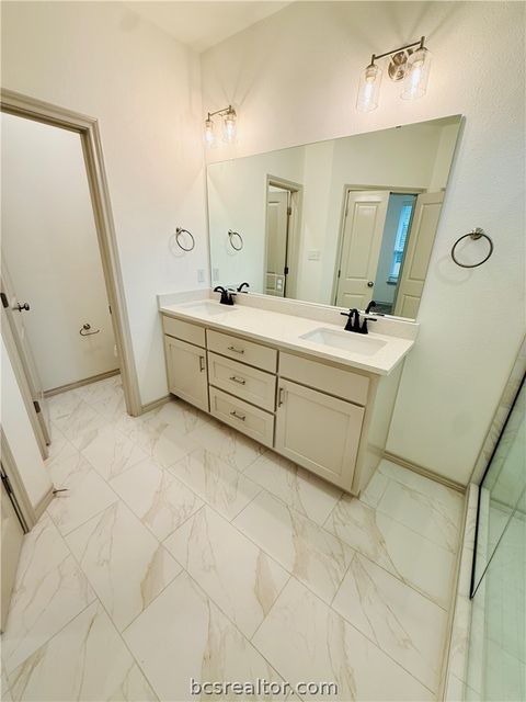 Tiny photo for 1200 Suncrest Street, Bryan, TX 77803 (MLS # 26003035)