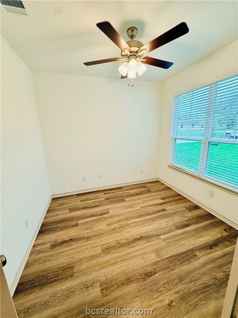 Tiny photo for 1200 Suncrest Street, Bryan, TX 77803 (MLS # 26003035)