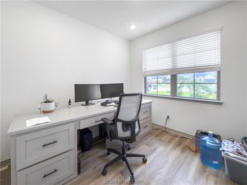 Tiny photo for 417 Marble Falls Drive, Bryan, TX 77803 (MLS # 26005022)