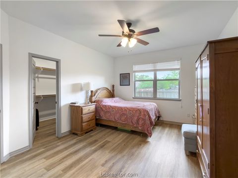 Tiny photo for 417 Marble Falls Drive, Bryan, TX 77803 (MLS # 26005022)