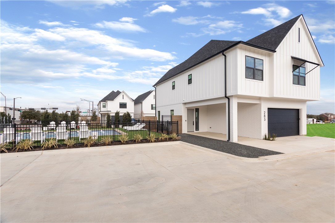 College Station, Texas 77840, United States, 4 Bedrooms Bedrooms, ,5 BathroomsBathrooms,Residential,Active,96071