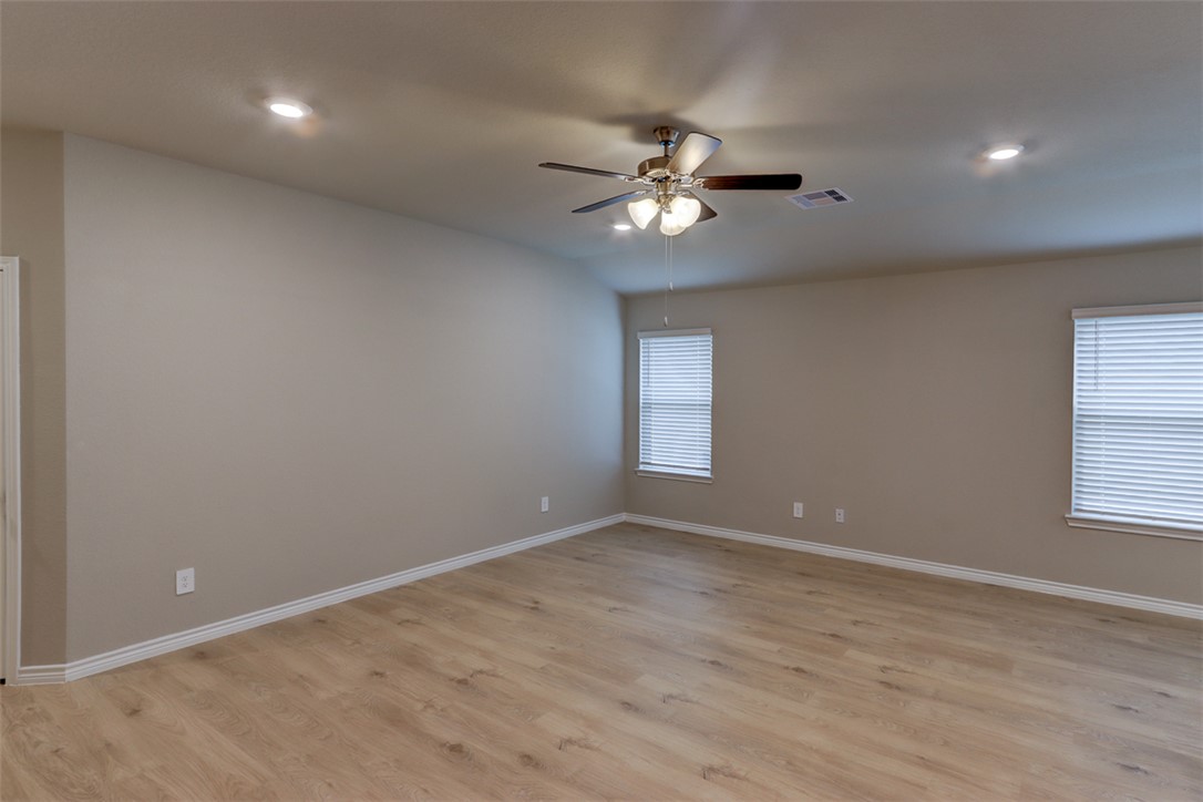 College Station, Texas 77845, United States, 3 Bedrooms Bedrooms, ,2 BathroomsBathrooms,Residential,Active,217526