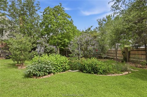 Tiny photo for 8407 Whiterose Court, College Station, TX 77845 (MLS # 26005358)