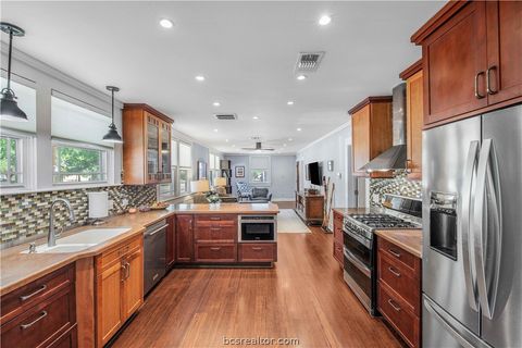 Tiny photo for 400 Fairview Avenue, College Station, TX 77840 (MLS # 26004309)