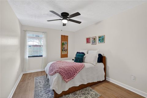 Tiny photo for 3712 Ravenwood Drive, Bryan, TX 77802 (MLS # 26001560)