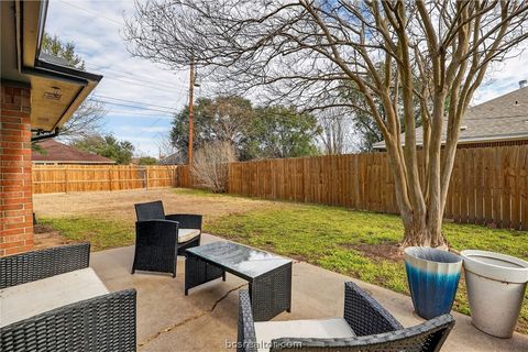 Tiny photo for 3712 Ravenwood Drive, Bryan, TX 77802 (MLS # 26001560)